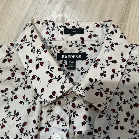 Express button down size large - Picture 2 of 4